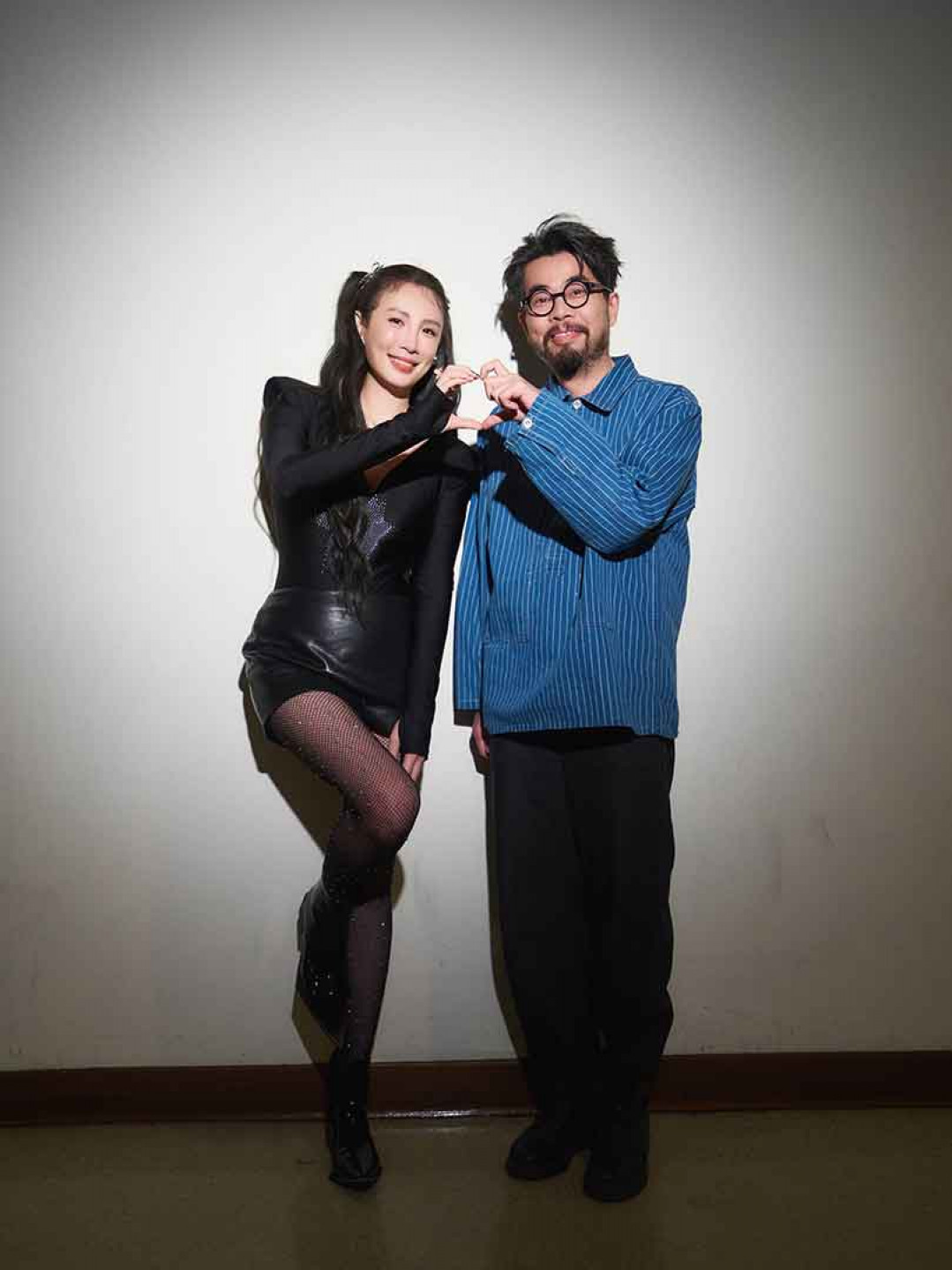 首場演出更驚喜邀請自然捲奇哥(右)合體開唱