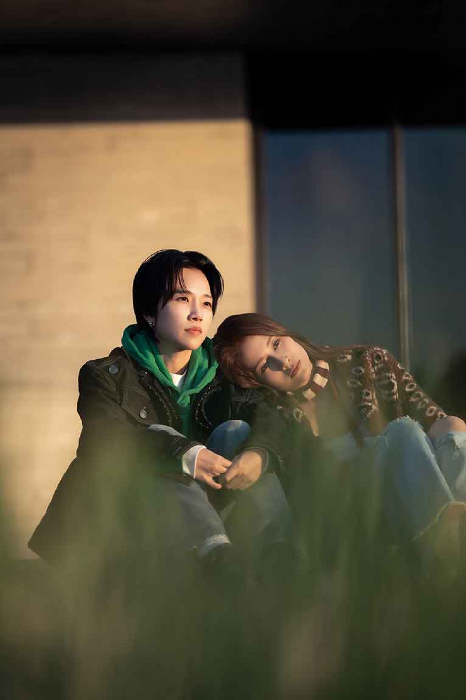 惟晨(左起)、以悠