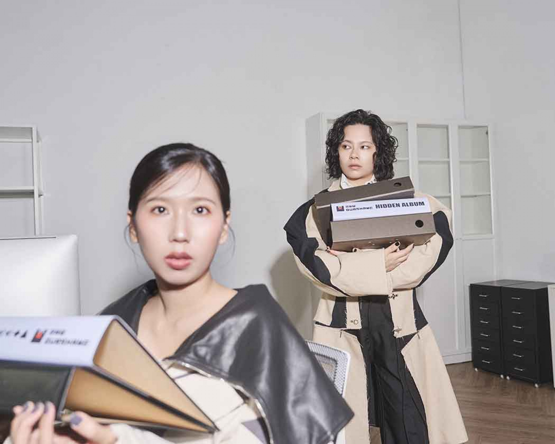 電氣民謠女子組合凹與山,將帶著兼具流⾏感與前衛的聲響,前進美國帶來令人耳目一新的聽覺體驗。