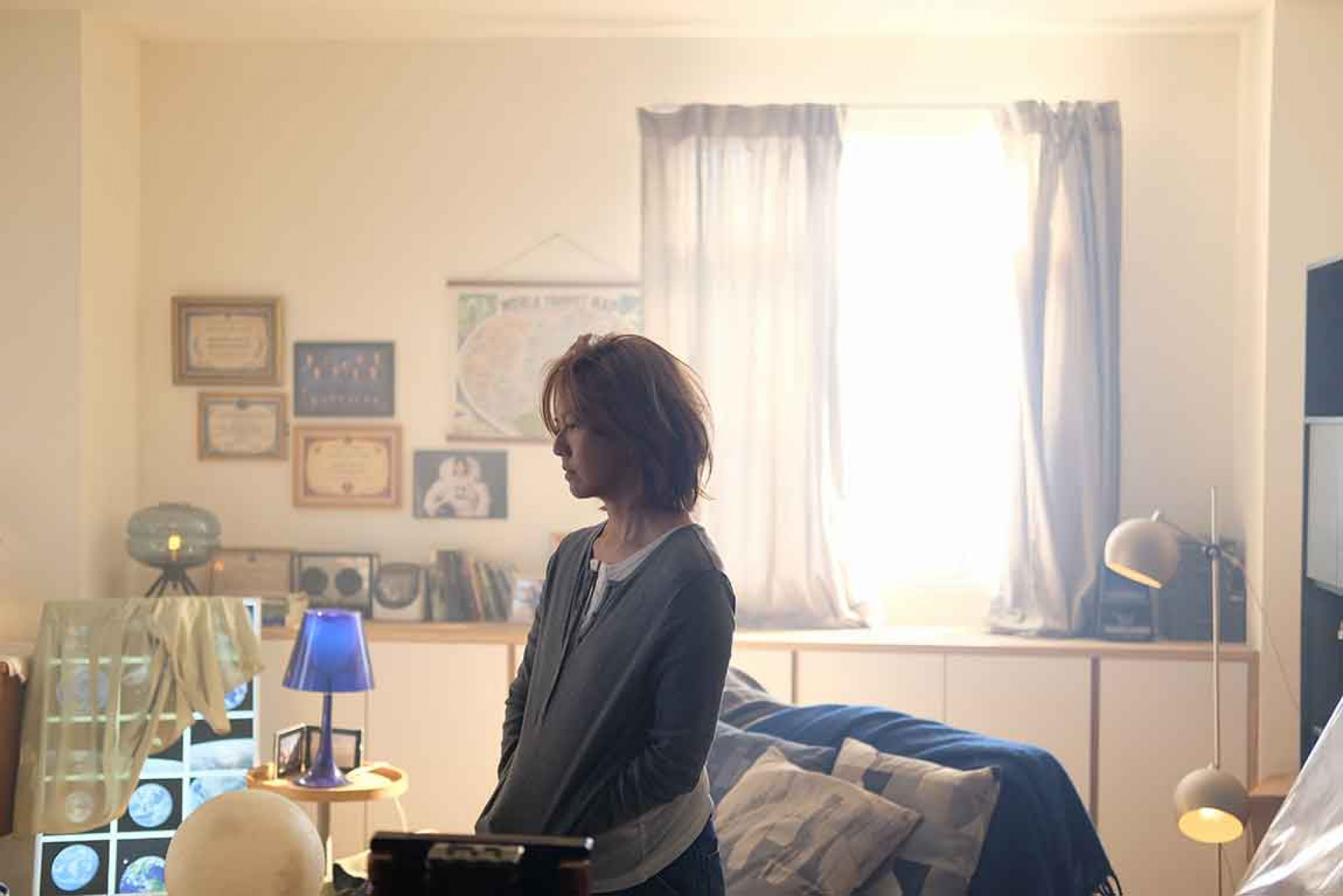 導演安排太空人懷抱著燕姿 「天后」大呼根本直擊心臟！