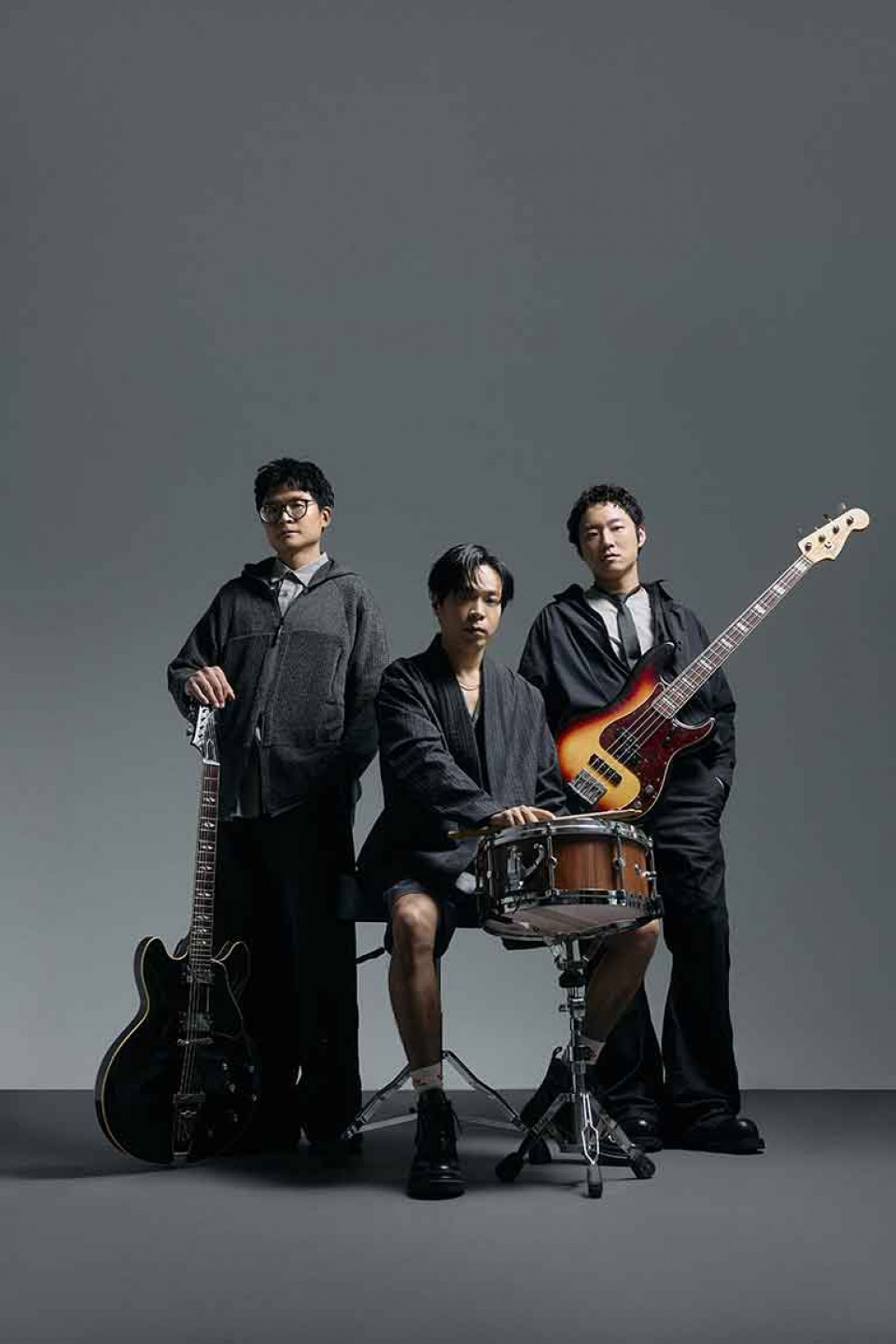 左至右 拍謝少年 吉他手維尼  鼓手宗翰 貝斯手薑薑  （海口味有限公司提供)
