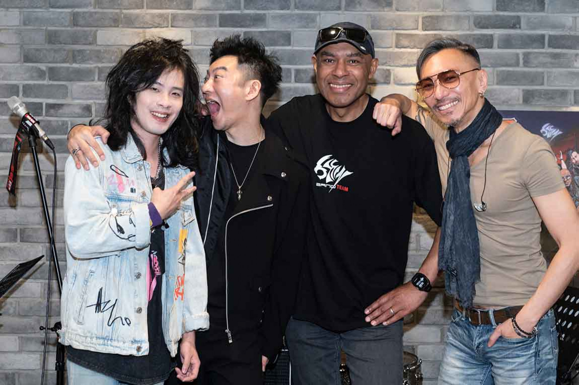 信樂團走過24年維持搖滾信念