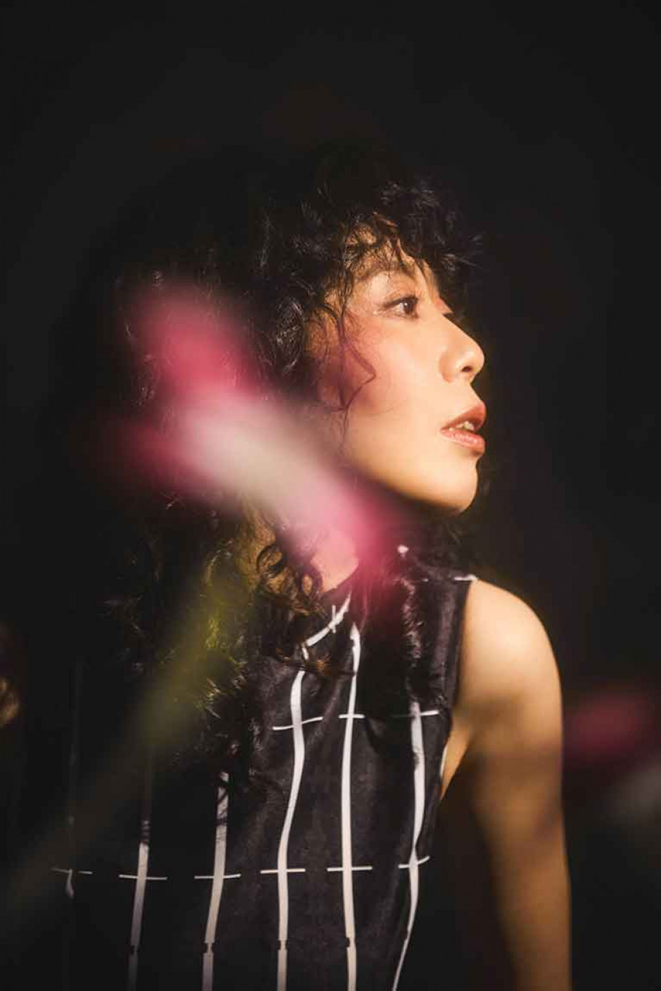 從選秀導師到創作歌手！南穎 Fiona將生活寫進《春 寄生花》（嵐澄創藝有限公司提供）