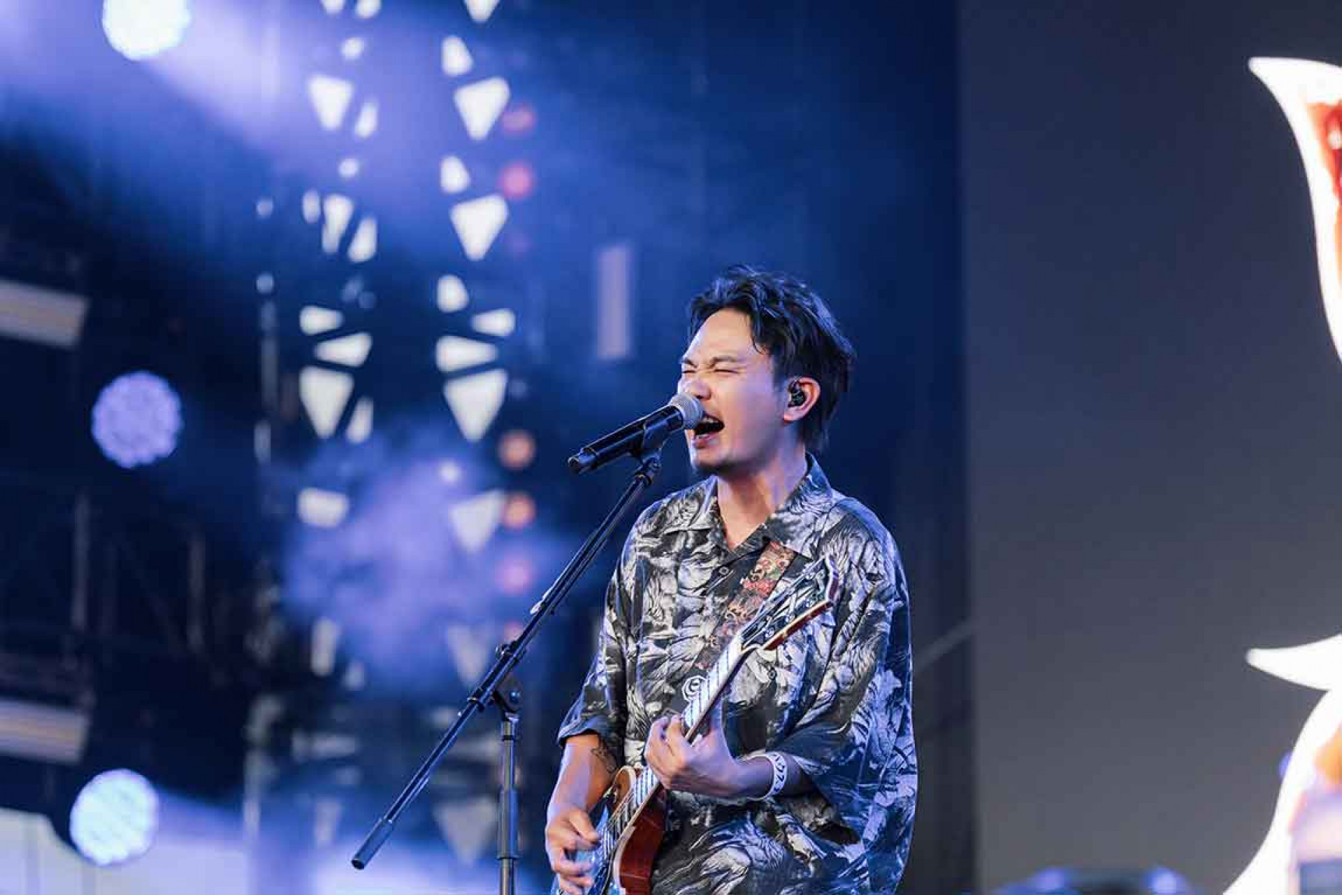 滅火器主唱楊大正