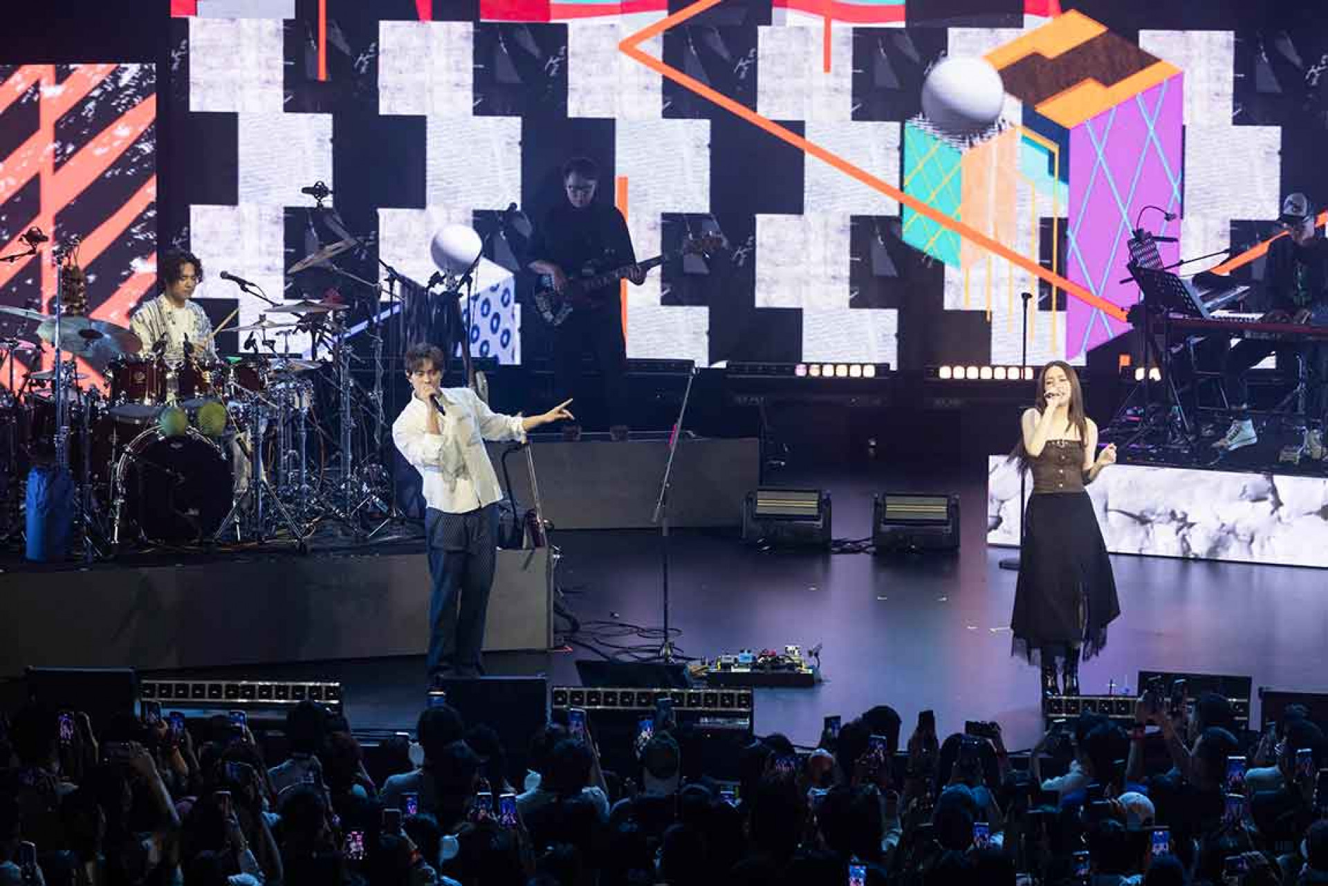 告五人世界巡演持續引爆 5月16日、5月17日台北Zepp New Taipei最終場登場。（相信音樂提供）