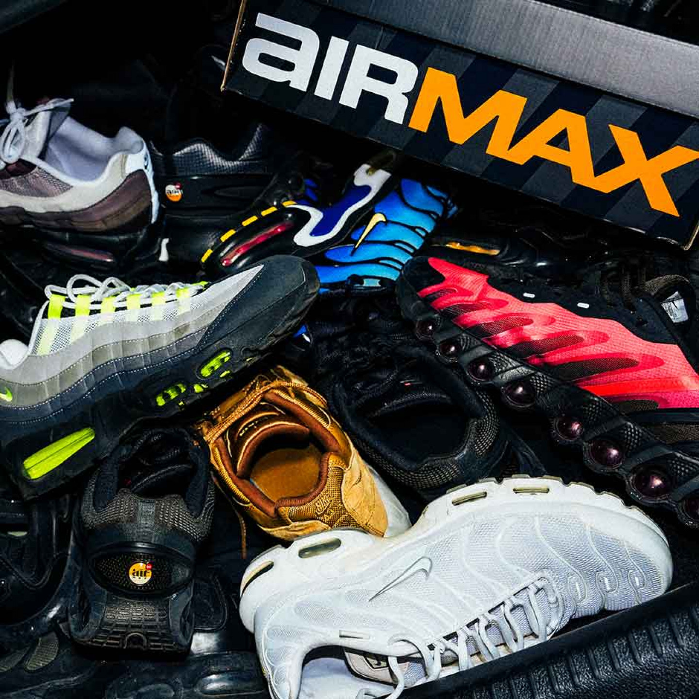 〈airmax Mega Mix〉單曲封面