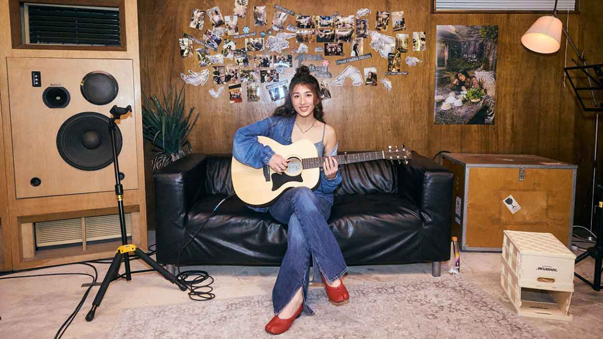 「新靈魂女聲」陳以諾 Sarah推出首張母語唱作專輯《慢花誌》在四海為家的生活裡 用創作尋找自己