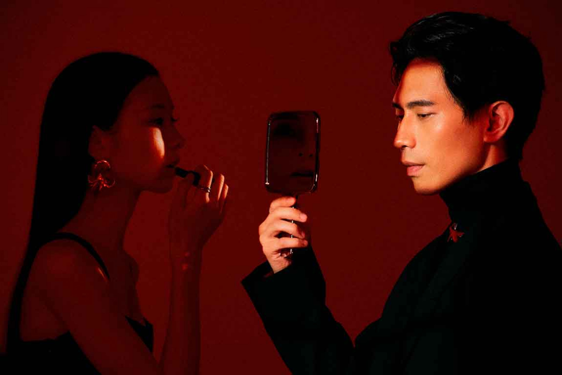 柏霖(右)與陳忻玥(左)彼此欣賞已久 首度音樂合作