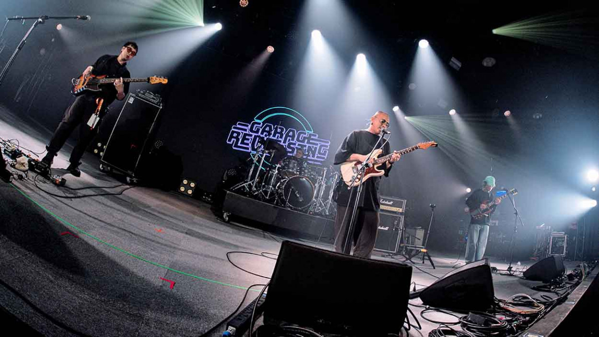 從荒唐歲月到成熟舞台：倒車入庫攜手十年好友「一種心情」 4/25 登 SUB 專場重溫搖滾初心