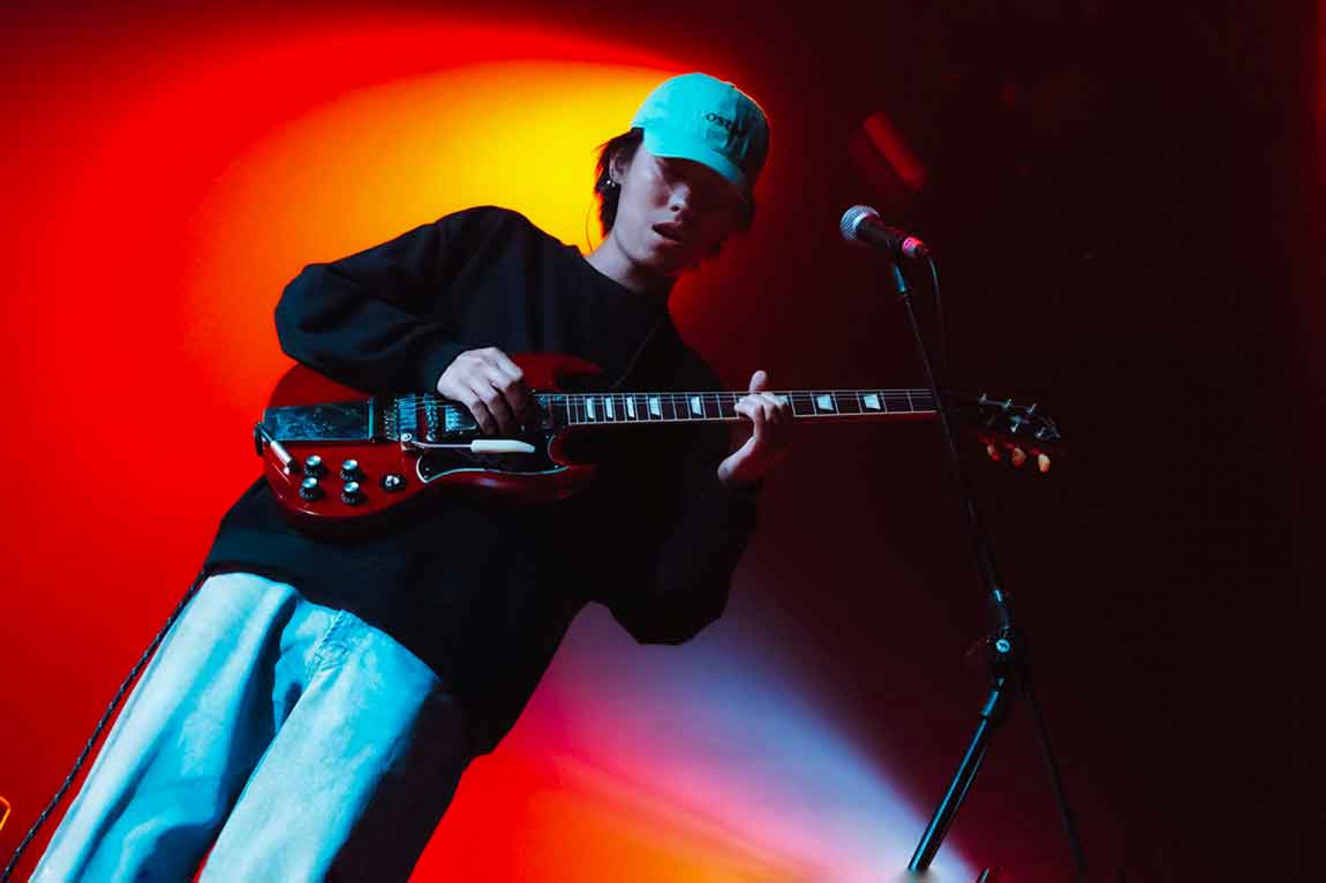 倒車入庫得益於多年積累的舞台經驗團員表示其實不太緊張也蠻得心應手的