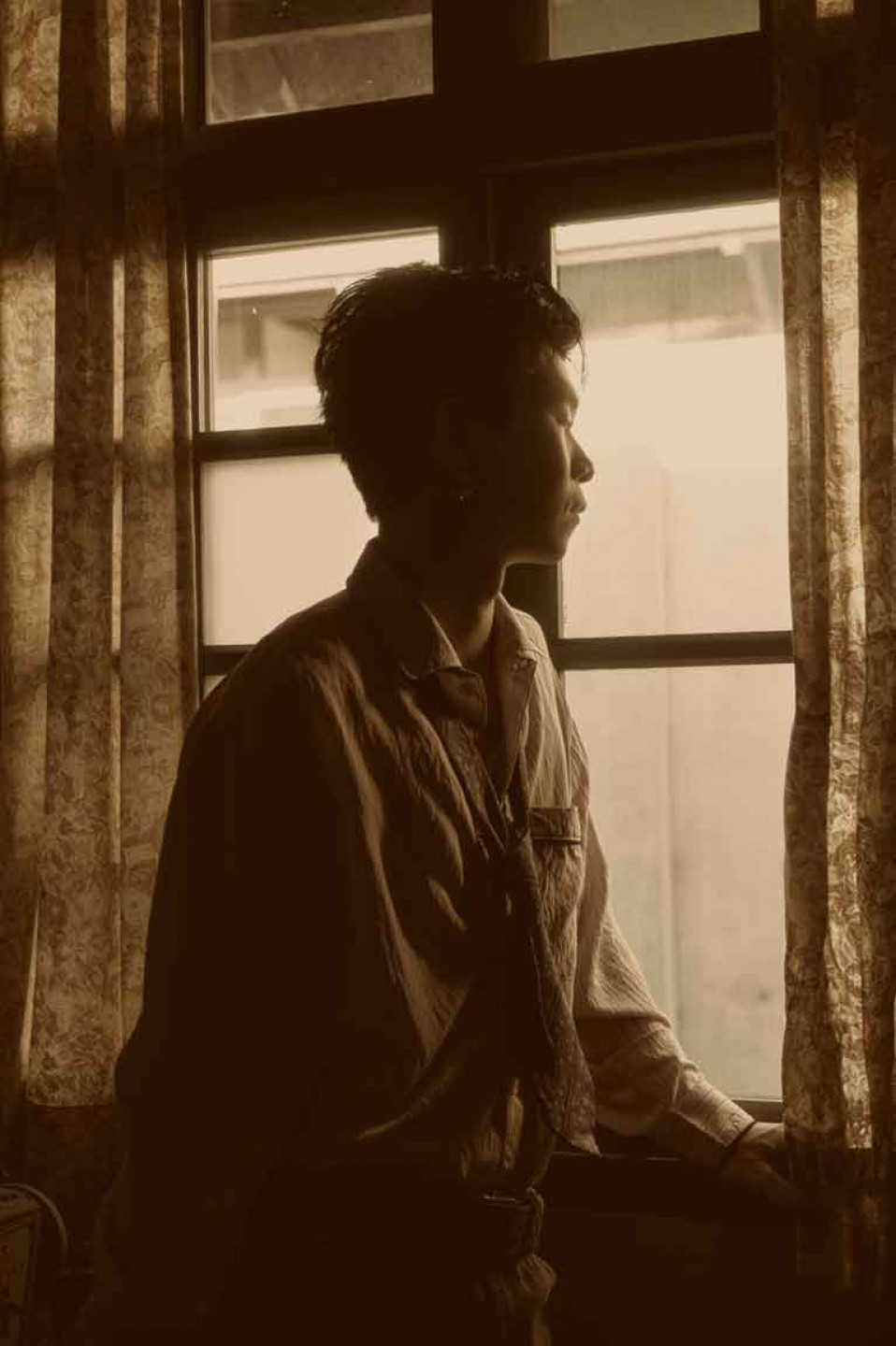 「自由靈魂之聲」雷擎 L8ching 今日推出全新單曲〈微風微風〉,以復古老上海風格爵士作為外衣,包裹遠距離戀愛的忐忑心境。