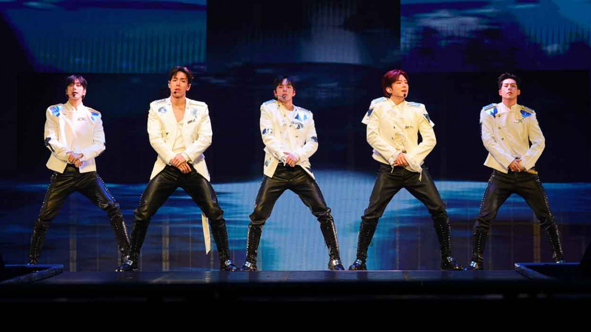 時隔八年！MONSTA X 招牌強勁舞台與個人Solo秀驚喜登場 MONBEBE擠爆場館見證重逢