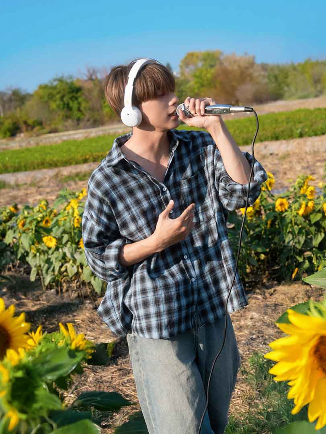 黃文廷突破自我 積極跨足戲劇圈 待Ozone全員重聚 共同創造更多精彩作品