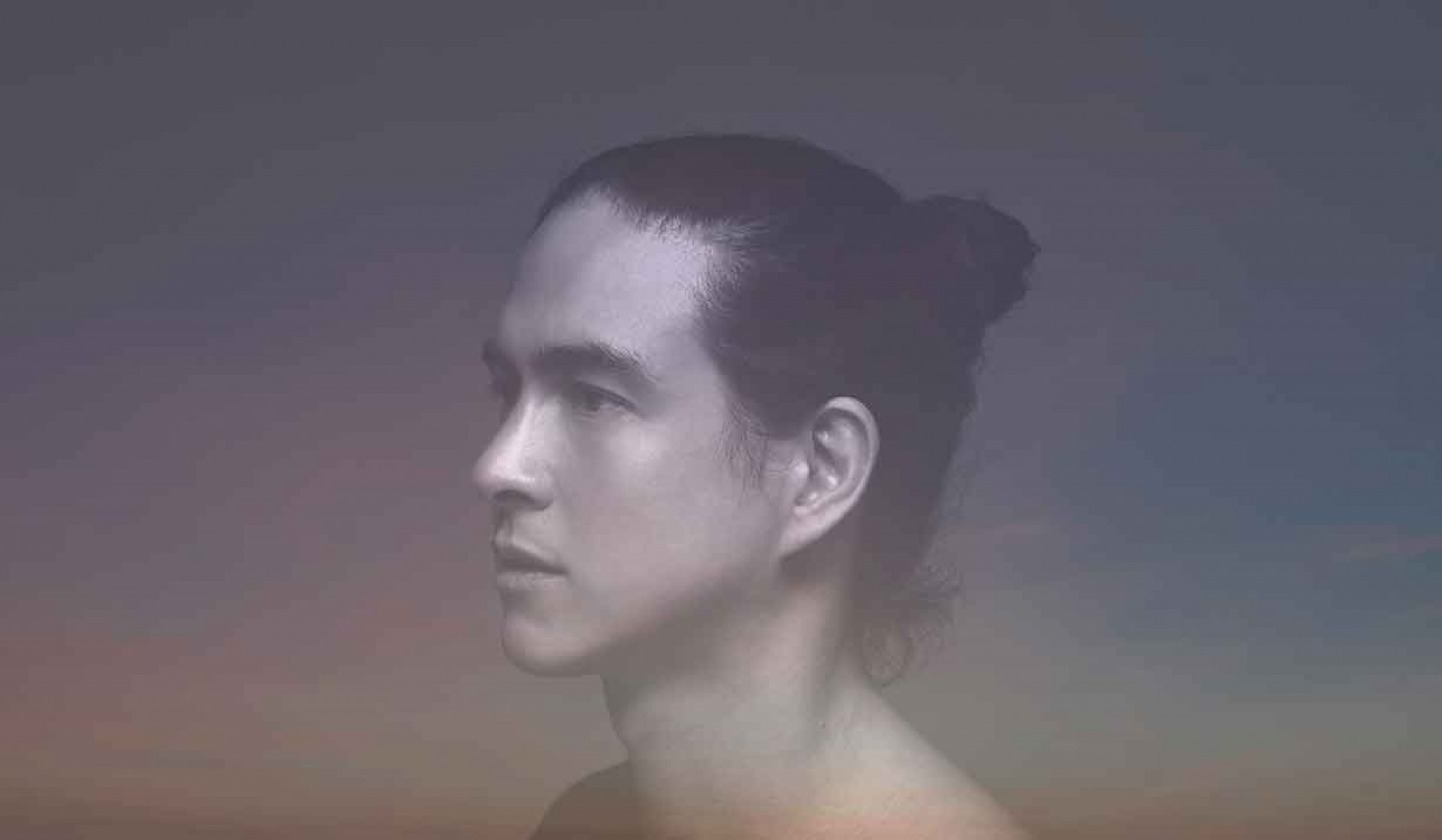 最著名的身份是 Wonderfuit Fesival 創辦人泰國北欖府的 Montonn Jira