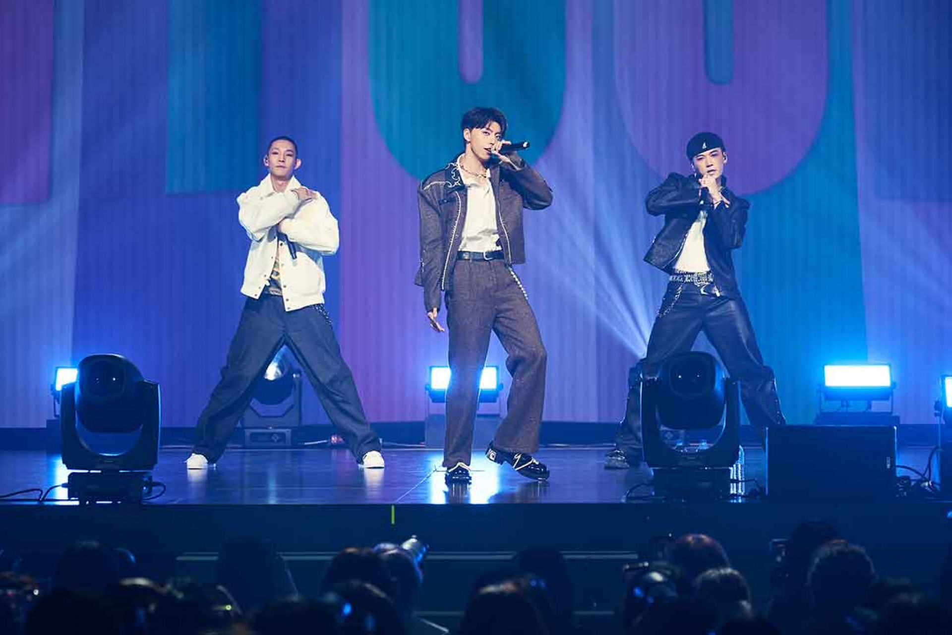 煥鈞(左起)、文廷、祖安