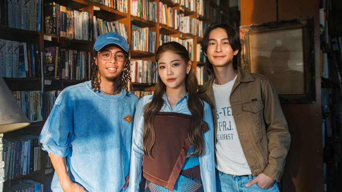 DIOR大穎演唱會秒殺！三度聯手張簡君偉共創動人情歌〈靠關係〉淚灑錄音室直呼：這首歌太悲傷