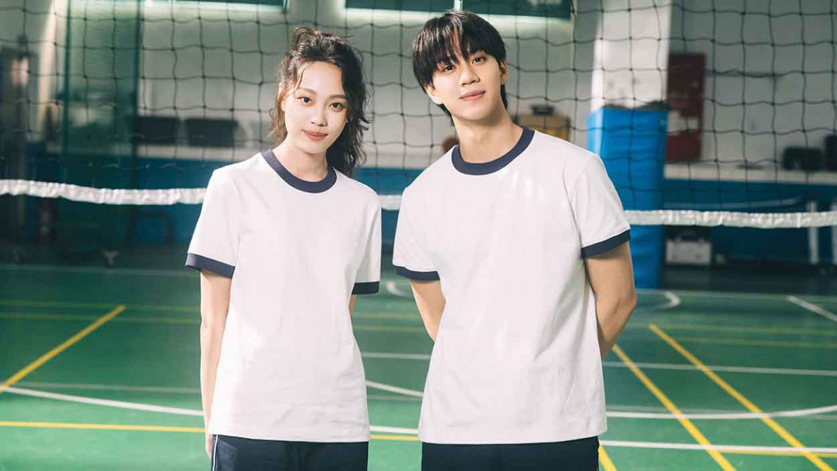 鄭馥儀2026全新系列單曲《校園三部曲》首部曲 MV 邀AcQUA源少年李秉諭合作 第一印象是「臉超級小」