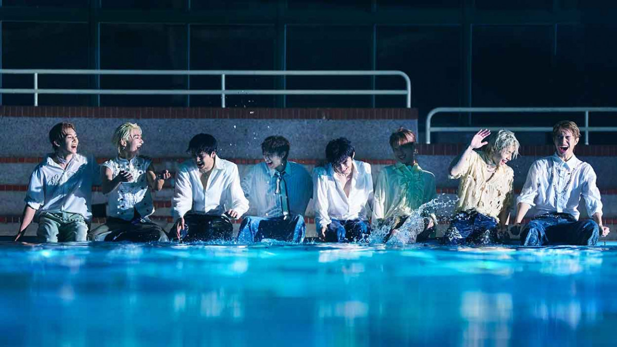 ARKis 致敬〈BAD BAD LOVE〉香水舞！MV濕身上陣性感指數破表 Kiss們全暈船