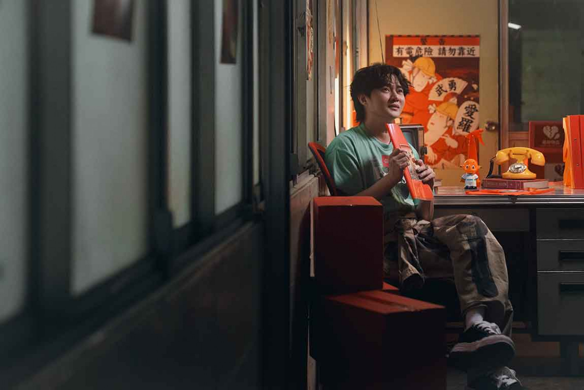 新歌〈愛你敢有望〉合唱對象在社群引發粉絲熱議猜測！