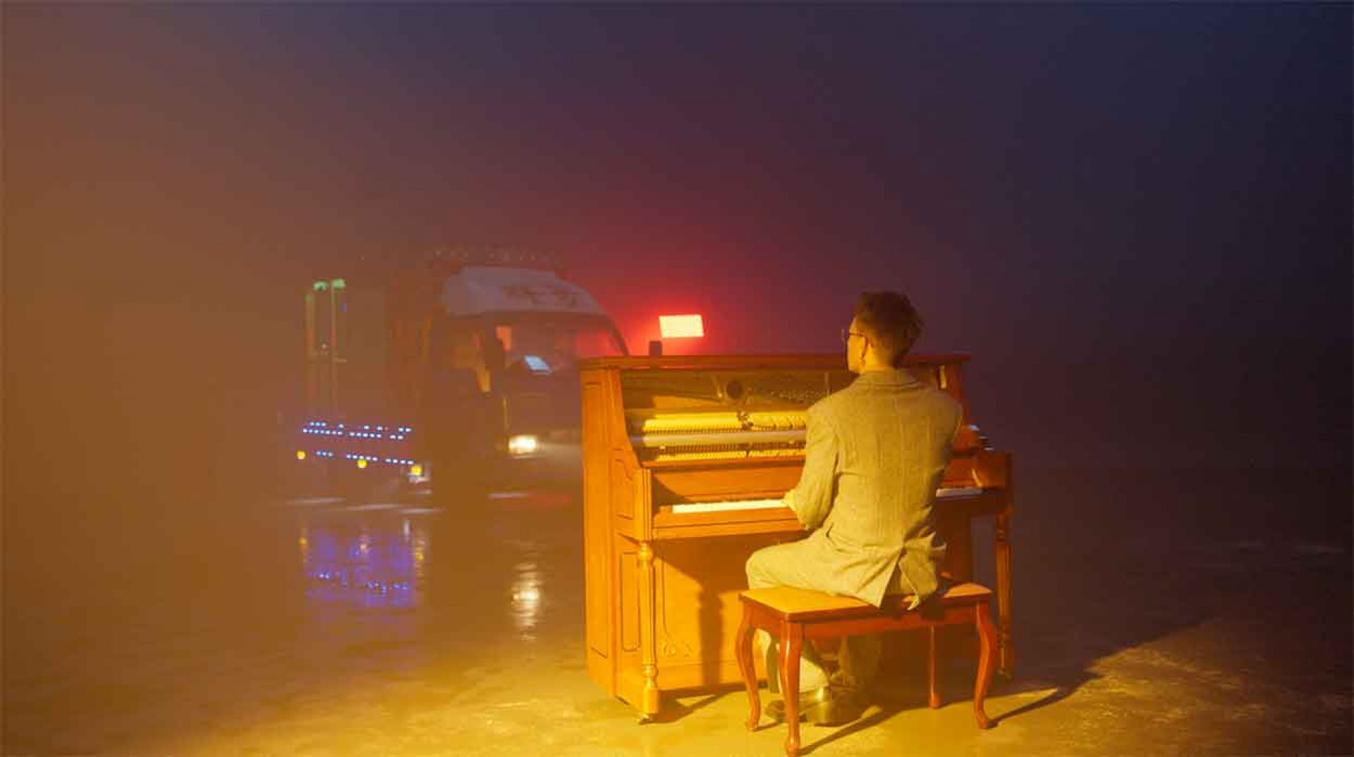 由黃奇斌打造犯罪動作《死亡賭局》電影片尾曲〈我愛你,再見〉