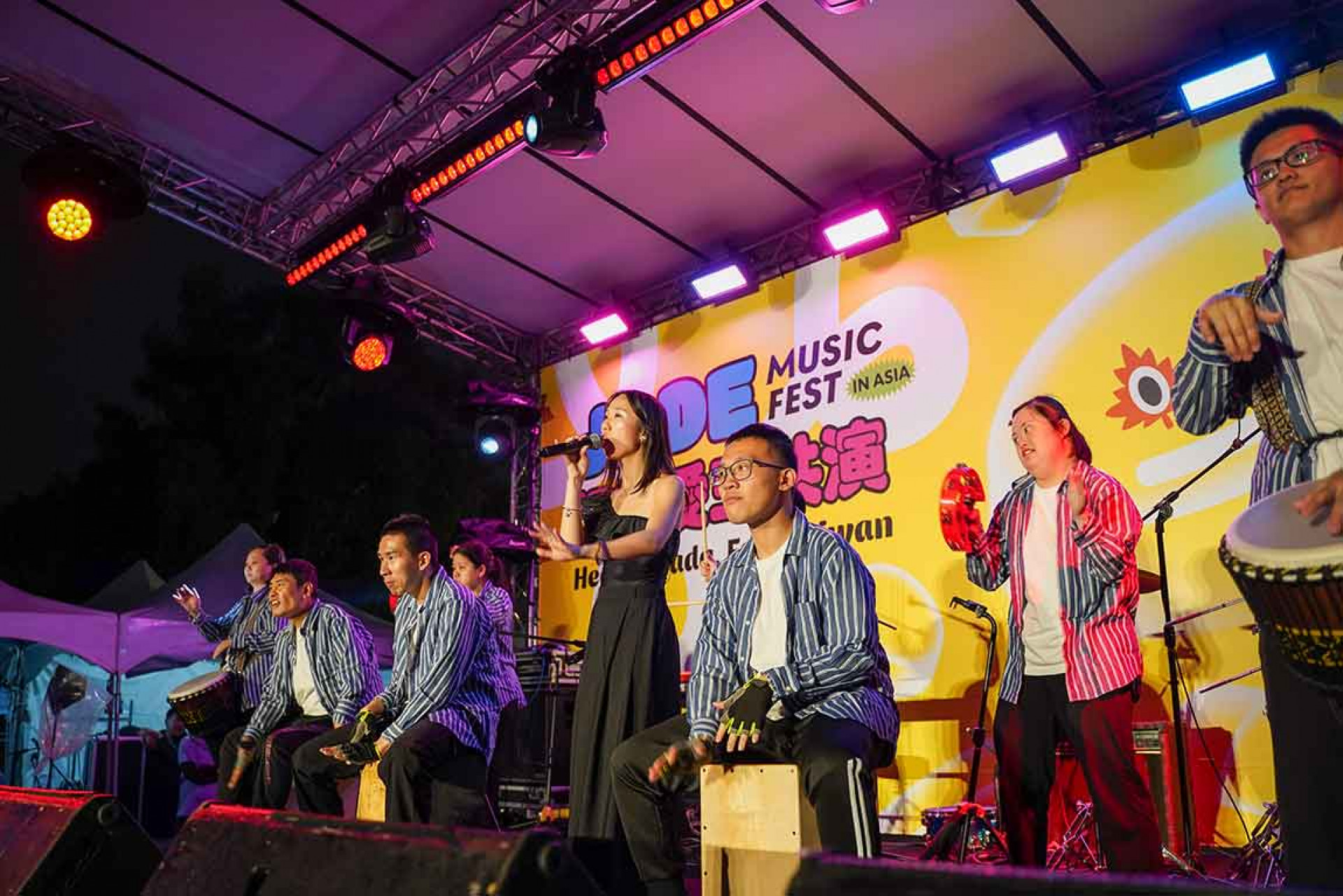 鄭寶欣 Jacq Teh 與宜蘭「阿寶教育基金會」合作演出〈By Your Side〉