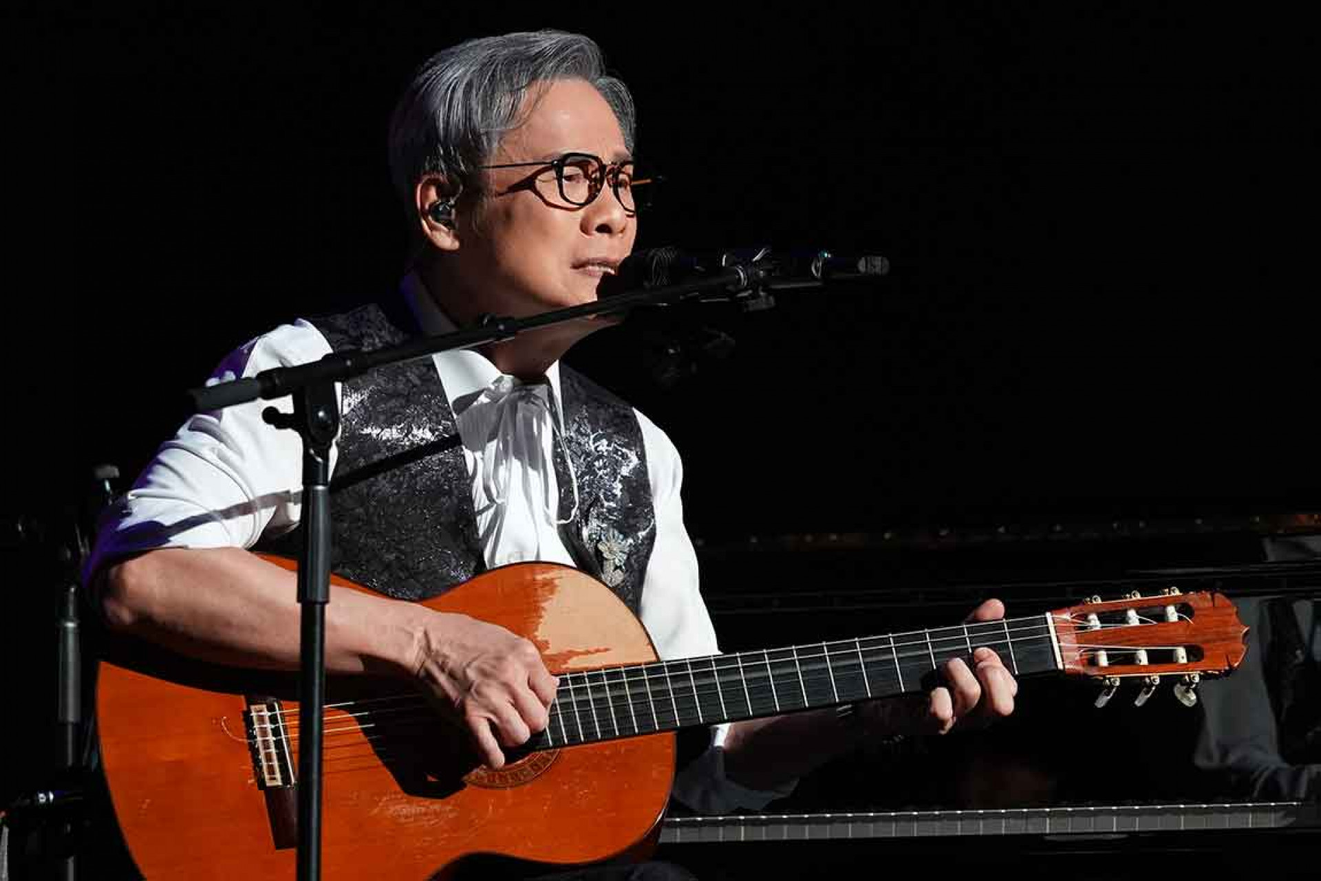 以全新音樂篇章迎出道50周年 把跨越40載經典神曲〈明天會更好〉化作音樂情書獻給家鄉歌迷
