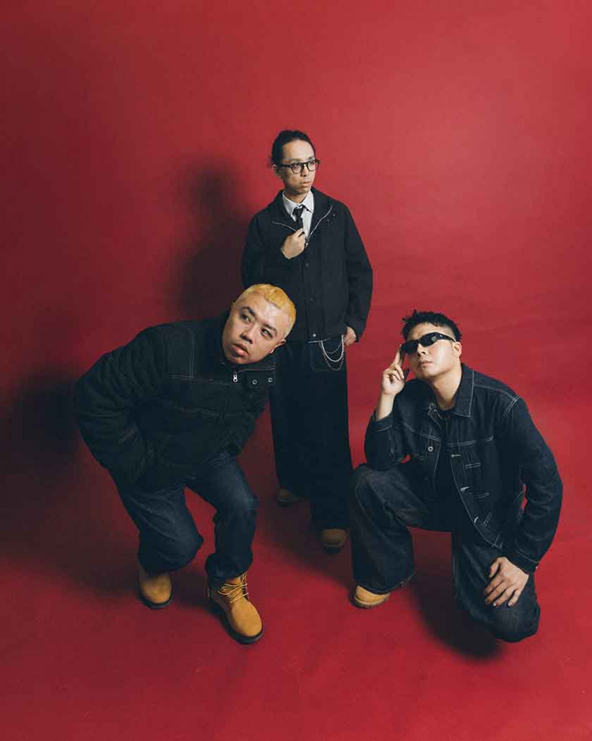 由溫系宜蘭饒舌仔STACO、R&B實力唱將謝青燁Eric,以及全方位音樂製作兼鍵盤手宗訓Jon 組成的限定超新星團體——「新時代進香團(Neo Pilgrims)」 (圖/風潮音樂 提供)