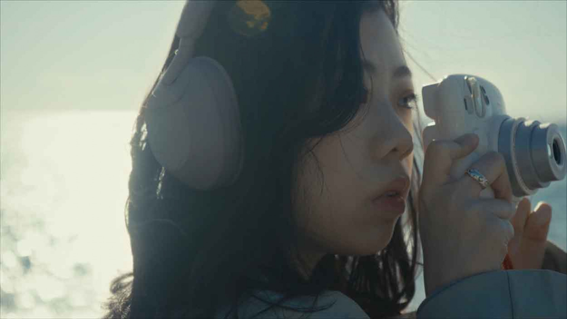 〈這一刻〉MV 遠赴日本拍攝,用眼睛替代思念,在旅行中重拾前進的勇氣