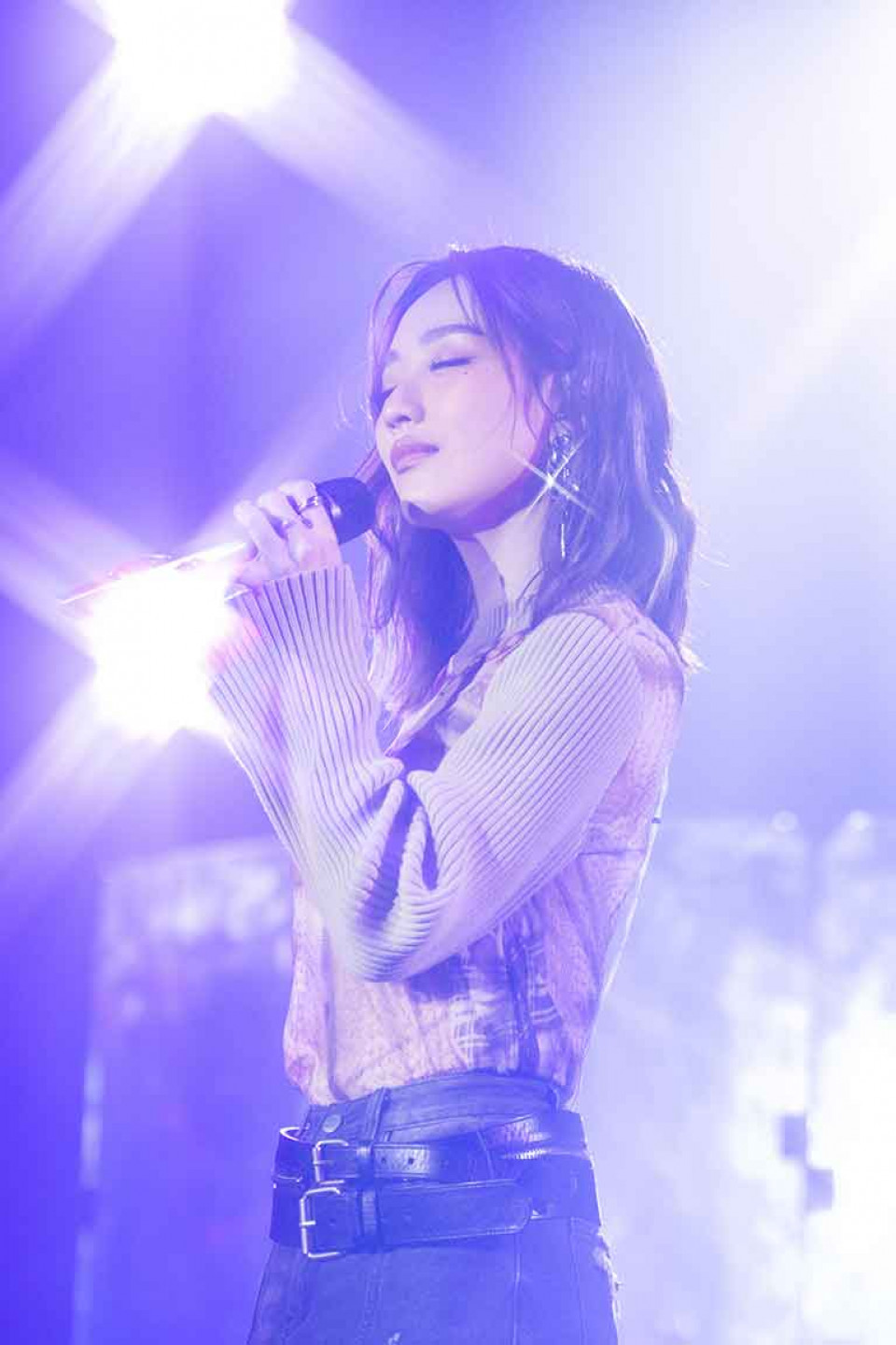跟著閻奕格的音樂尋找到屬於自己的「WAY OUT」
