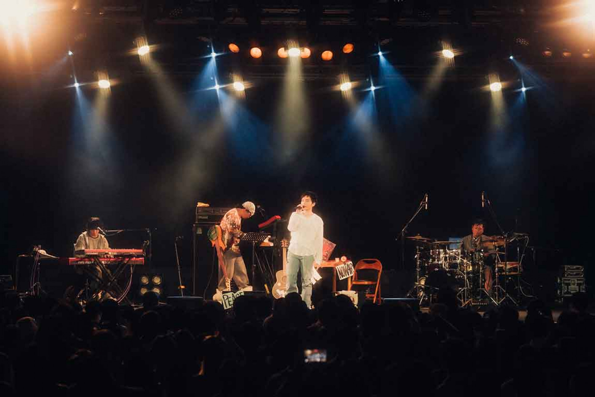 日本R&B創作歌手SIRUP帶著亞洲巡迴演唱會站上Legacy Taipei (攝影：游昊宇)