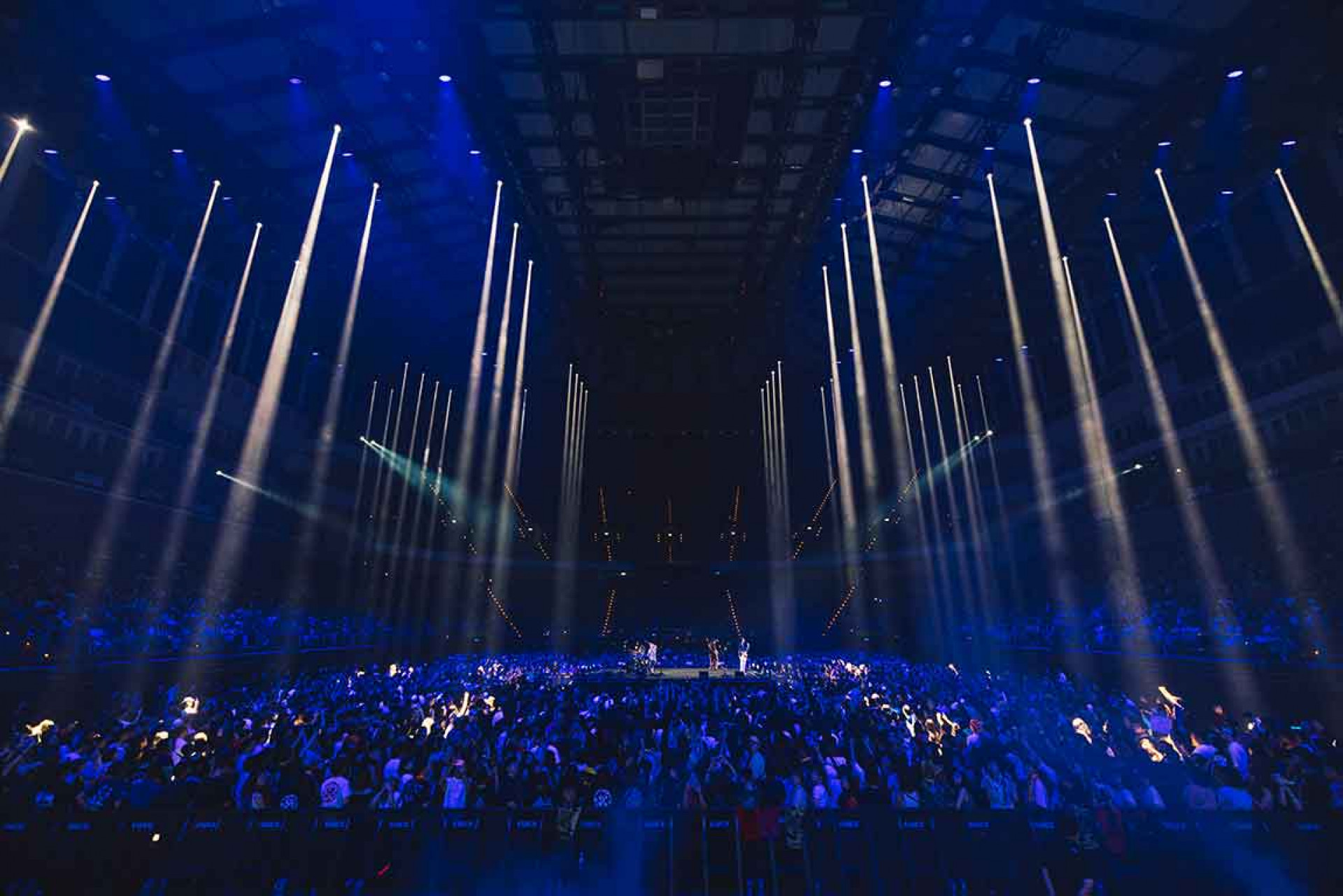 金曲樂團滅火器甫結束 7_18 7_19 兩日台北小巨蛋演唱會,演出收穫滿滿好評