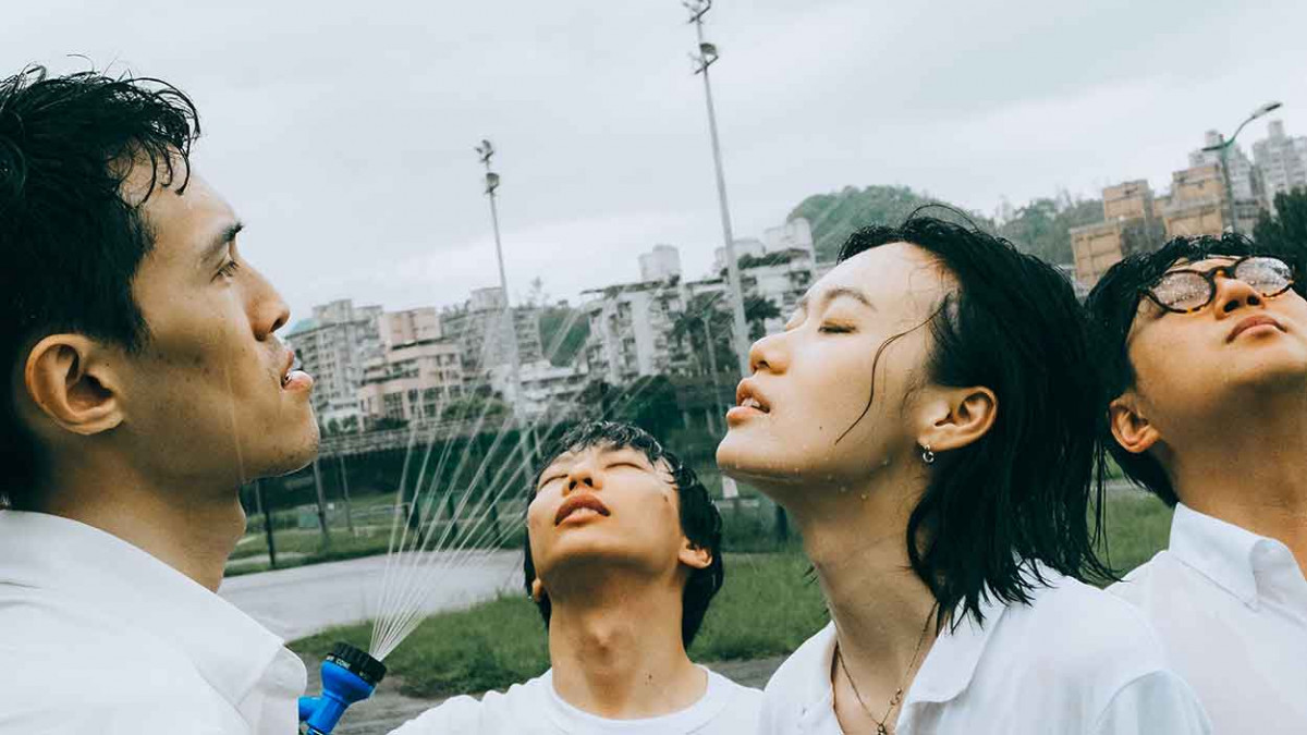 我是機車少女 I'mdifficult推出全新單曲〈Flipper〉 挑戰雨中情境拍攝上演「濕背秀」