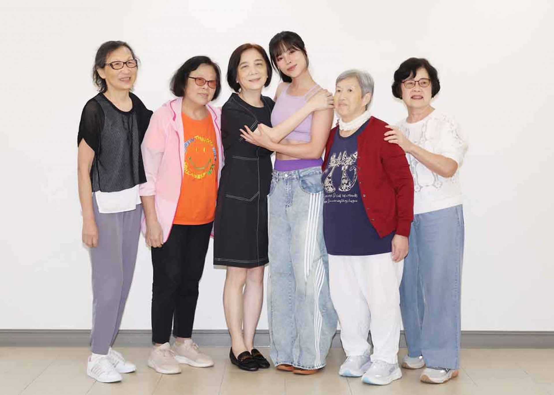 林芯儀與長輩們合照