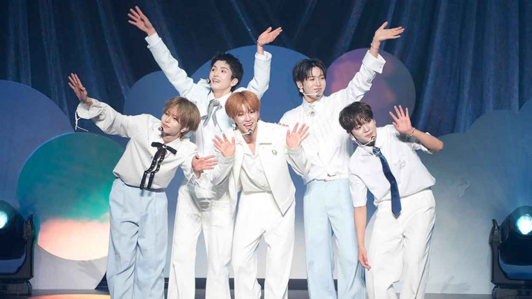 VIBY出道2個月登上武道館！萬名粉絲見證 現場感動落淚宣布2027巡演