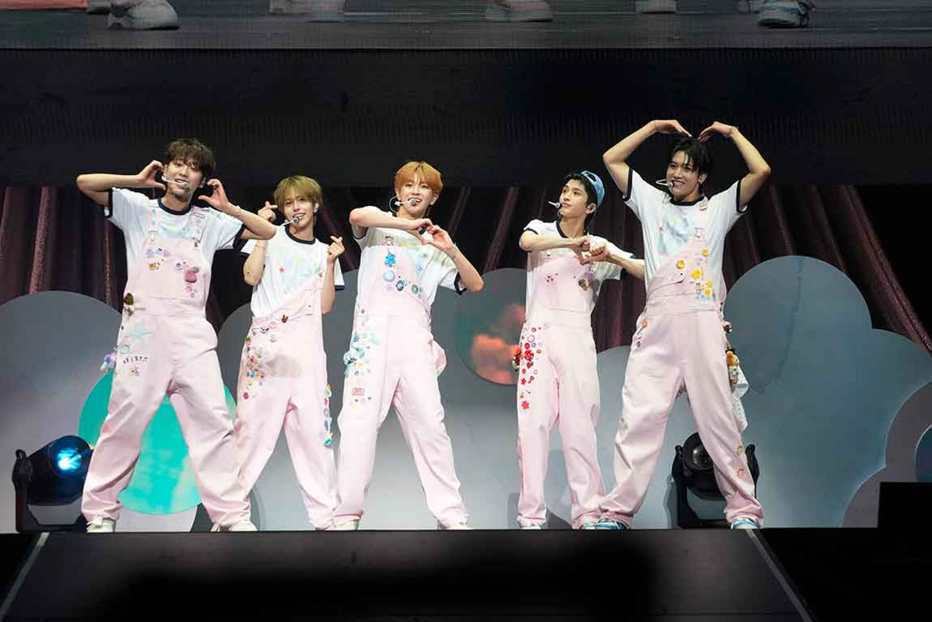 「VIBY DEBUT SHOWCASE『VIBY LAND』」