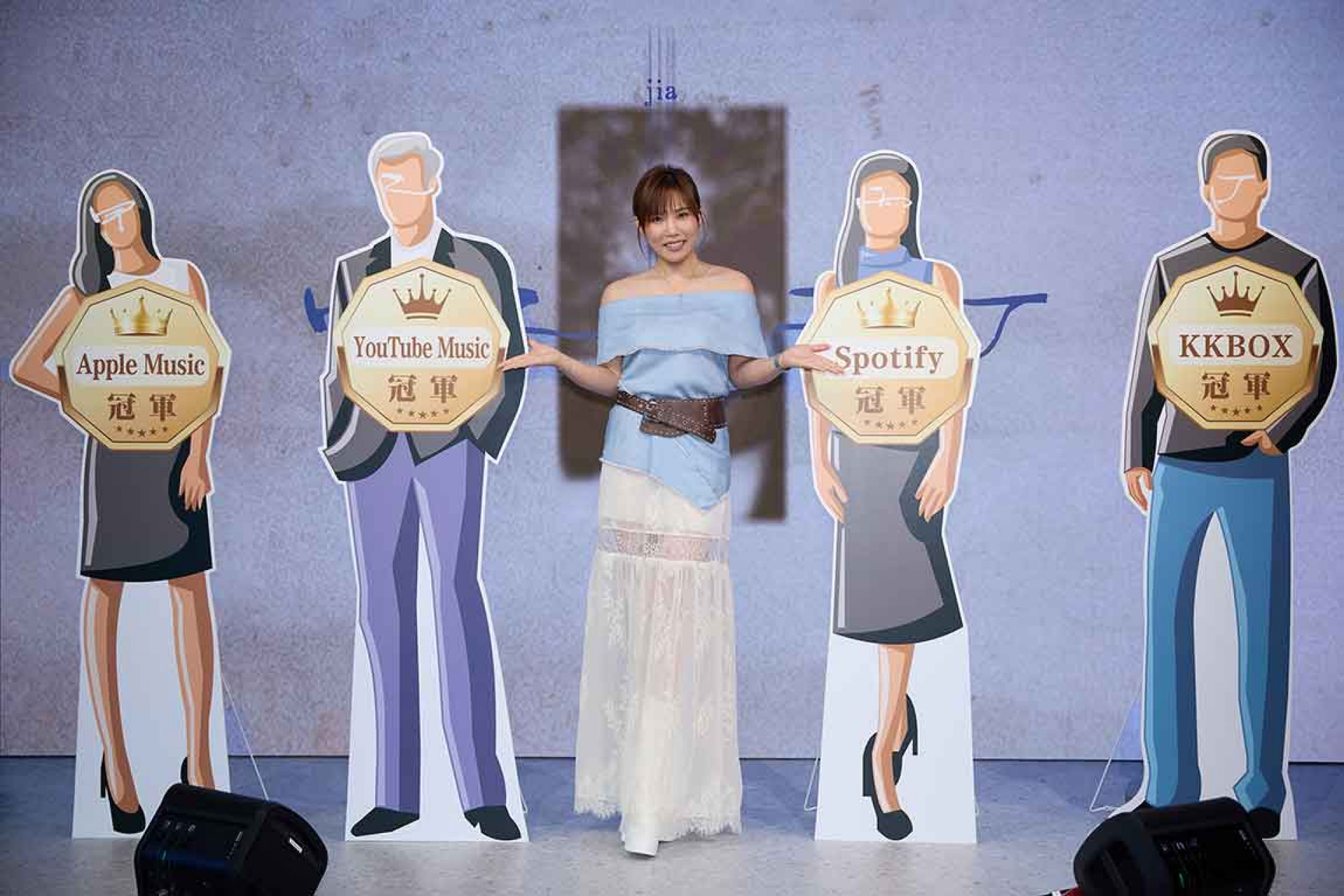 鐵肺女王李佳薇新單曲〈甲乙丙丁〉橫掃海內外音樂平台冠軍創佳績