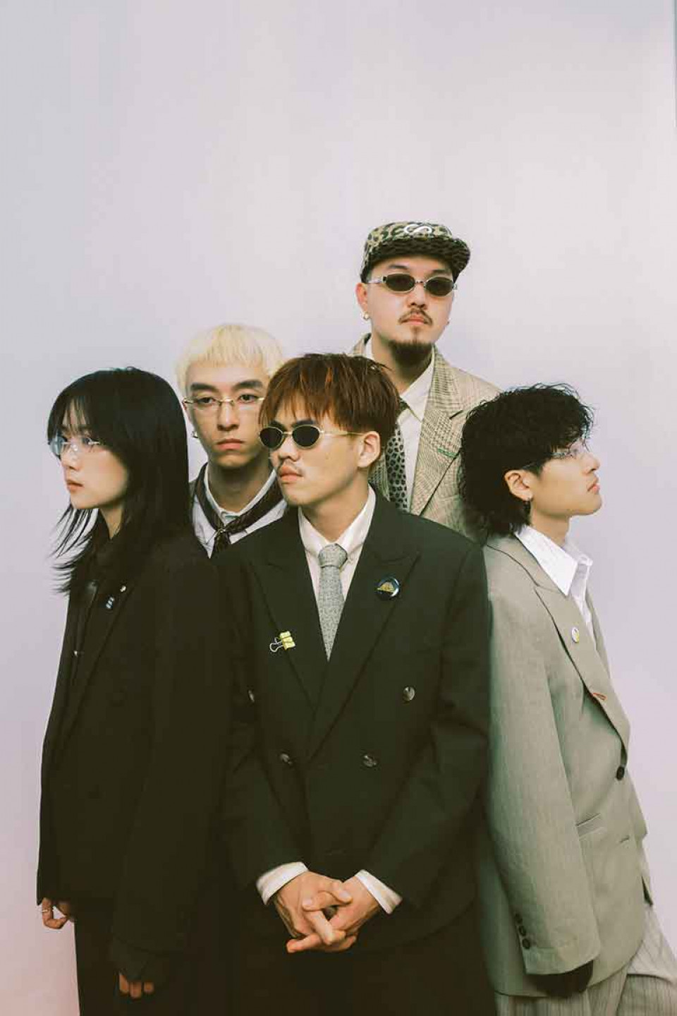 溫蒂漫步錄音室解鎖怪招「摸腋下唱歌」飆高音(睦木文化提供)