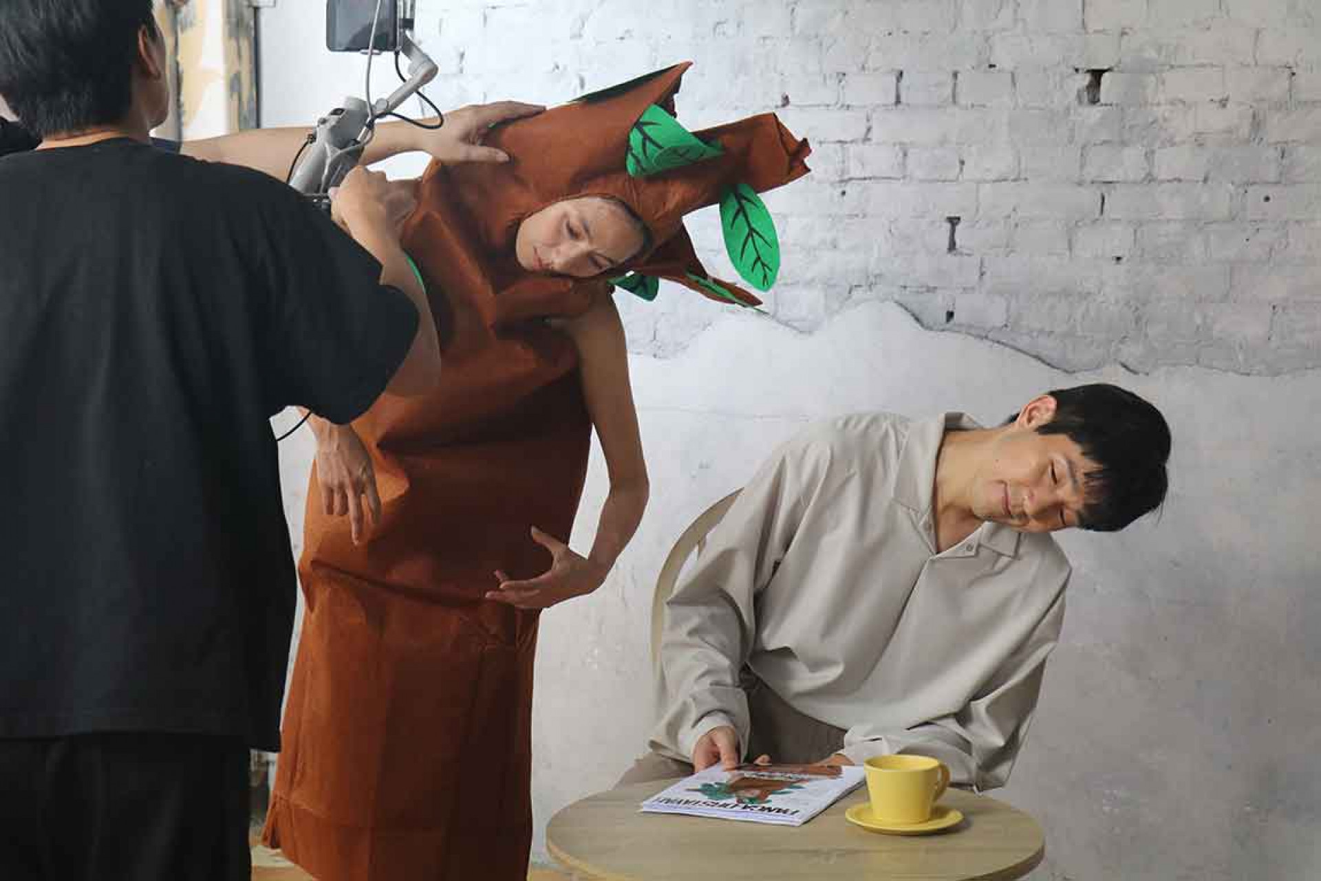(左起)林辰唏、梅賢治
