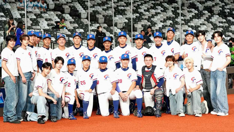 ARKis登上大巨蛋舞台！東翰緊張到失眠、崇峻站投手丘秒勾兒時棒球夢