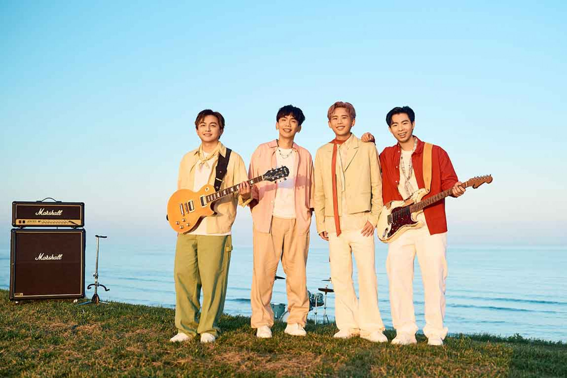人氣樂團理想混蛋第四張創作專輯《偶像包袱》登上Apple-Music華語流行樂熱門專輯榜冠軍