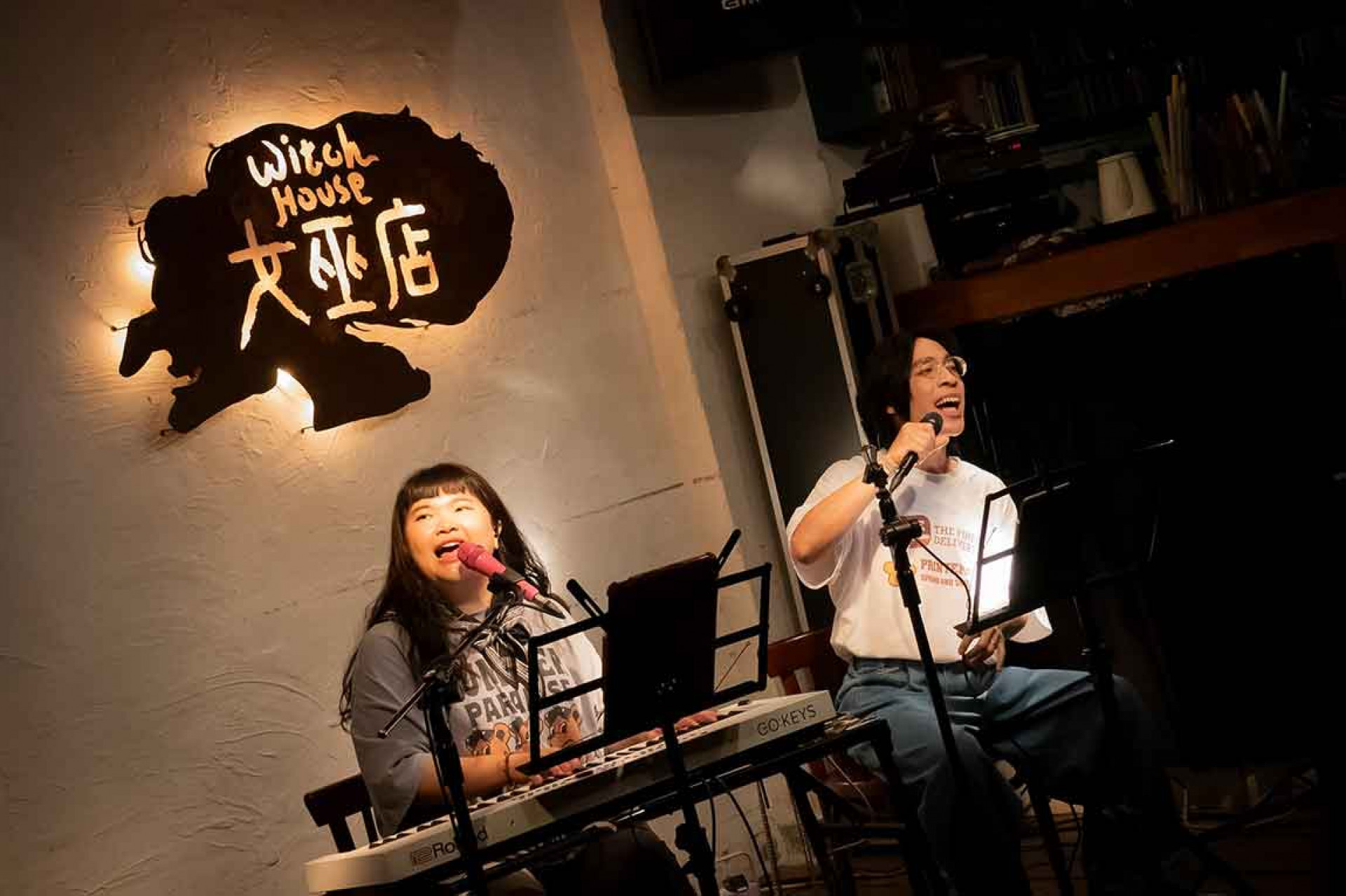 跟先生一起組團Crossing Road(游怡婷提供、Sunny Wu 攝)