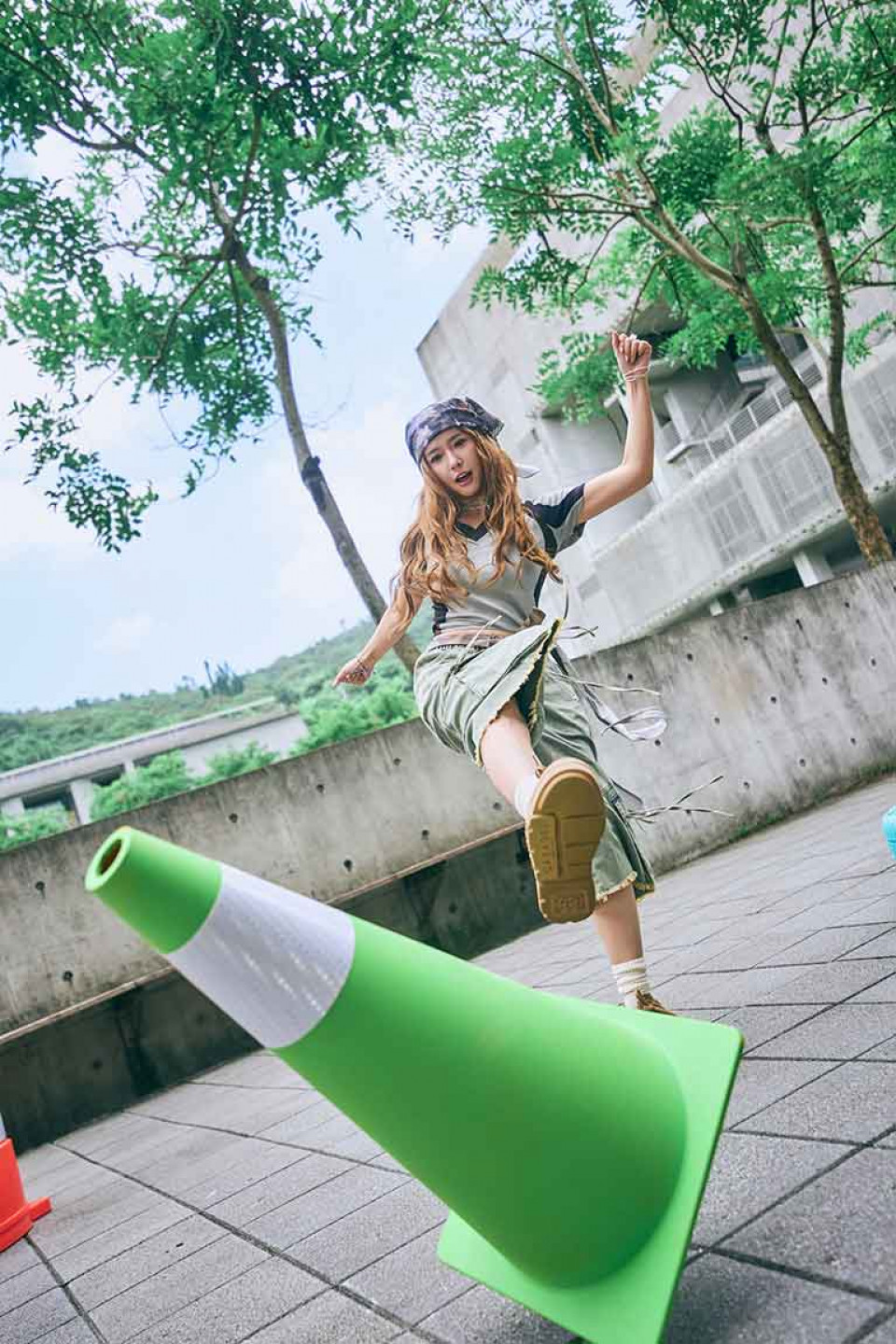 禾羽Kimi北漂追夢「大膽踹」出新賽道！啦啦隊女神新專輯箭在弦上 新歌首唱獻富邦主場