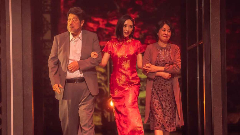 閻奕格告別三年《囍宴》舞台感動落幕！同天趕赴大巨蛋開唱笑喊「像坐雲霄飛車」