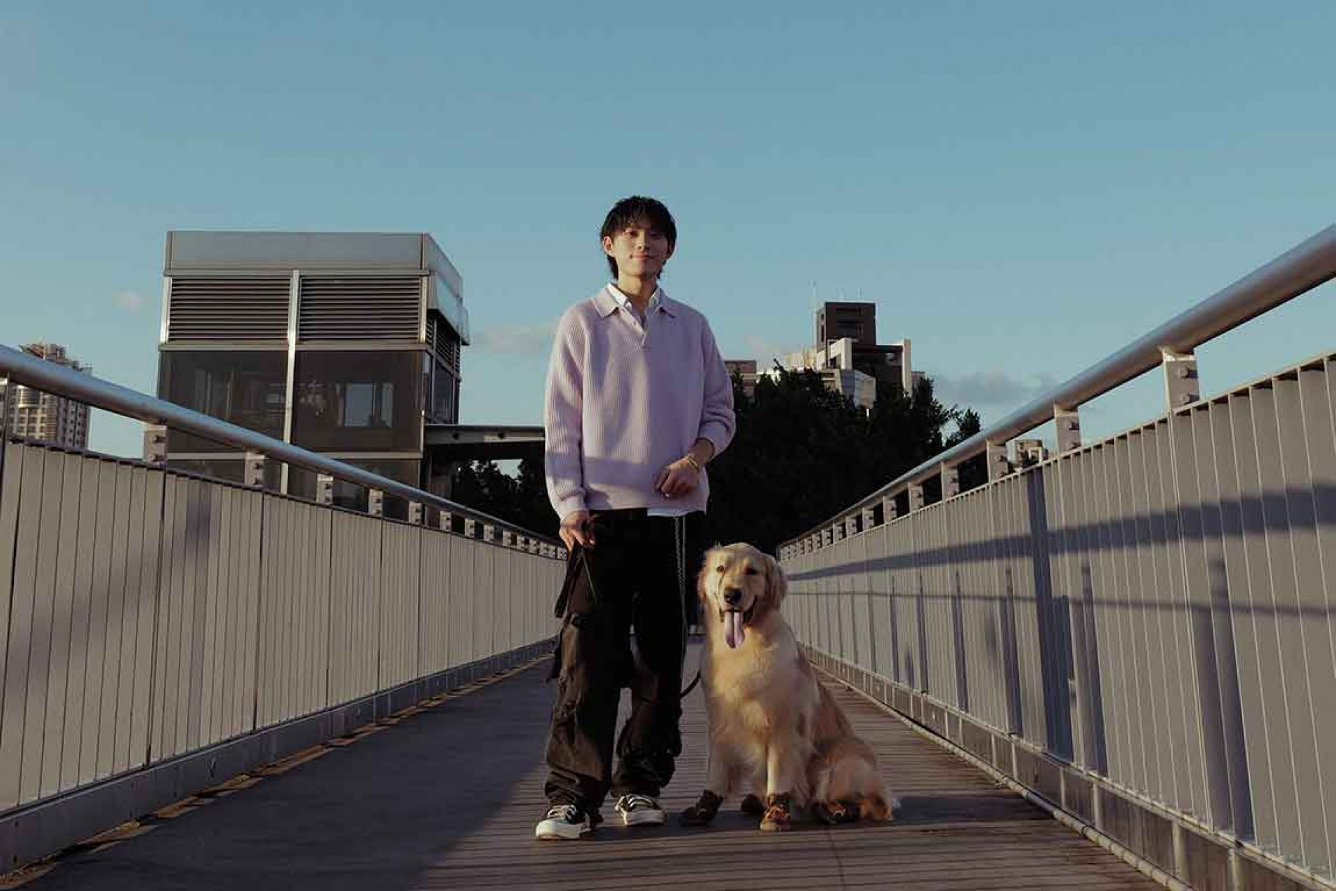 Juice Boy笑稱剛分手總會習慣先「裝沒事」（圖_ 華納音樂 提供）